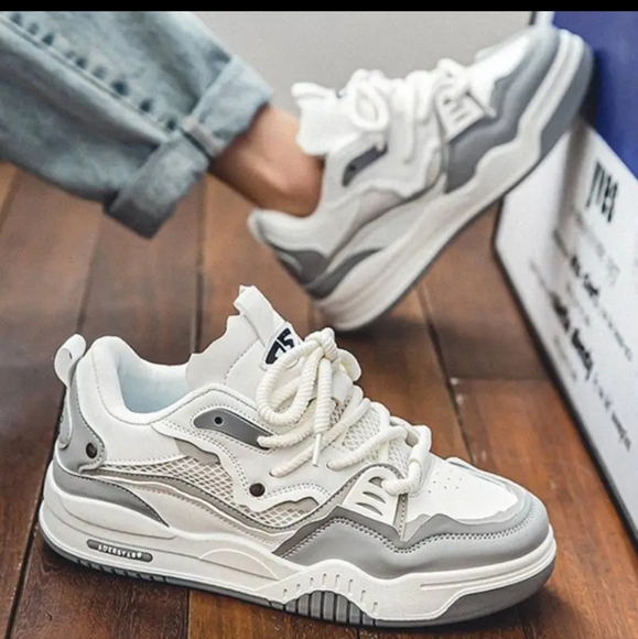 Skateboard MEN SNEAKER 👟 - Picture 5 of 7